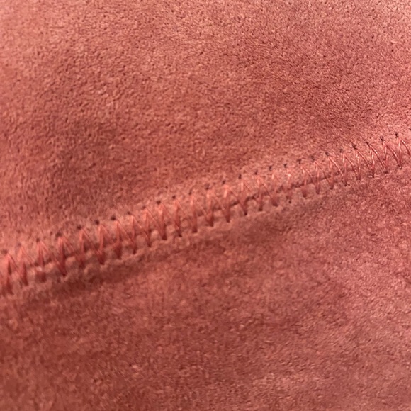 Pink suede A-line skirt size 10. - Picture 8 of 11